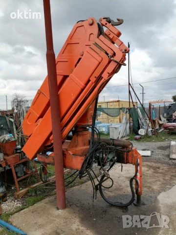 Продавам кран за камион вдига на 4м. 3.5 тона с ревизионна книга , снимка 4 - Камиони - 50643241