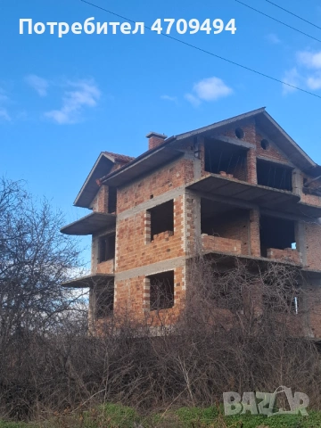 Масивна къща