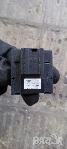 Бутони ел. стъкла Audi A3 8P A4 B6, снимка 2 - Части - 51471510