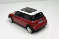 Продавам метална количка MINI Cooper R50 на Kyosho в мащаб 1:18, снимка 3