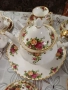 Сервиз на Royal Albert, снимка 2