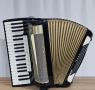 Акордеон Hohner Lucia IV , снимка 1
