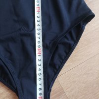 Tommy Hilfiger нови бански 12-14 год, снимка 4 - Детско бельо и бански  - 37335756