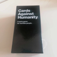 Настолна игра Cards Against Humanity, снимка 1 - Настолни игри - 44885088