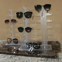 Продавам двойни стойки за слънчви очила, снимка 1 - Стелажи и щандове - 33517973