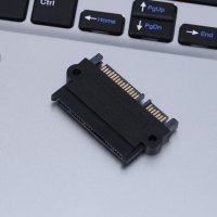 Aдаптер SAS към SATA конвертор SFF-8482 22Pin SAS Към 7+15Pin SATA, снимка 5 - Други - 43425347