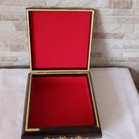 Стара дървена кутия за бижута - украсена с фурнир - №2, снимка 5 - Антикварни и старинни предмети - 43706706