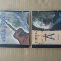 Продавам два Guitar moods и Enigma 2000 CD, снимка 1 - CD дискове - 27001385