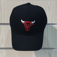 Нова шапка с козирка Chicago Bulls (Чикаго Булс), унисекс, снимка 4 - Шапки - 37356184