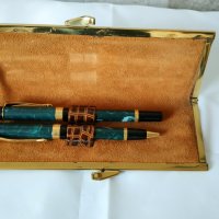 Комплект луксозни химикалки от соц-а с кожен калъф, снимка 1 - Антикварни и старинни предмети - 35141509