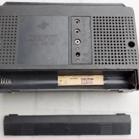 Ретро радио приемник марка Алпинист РП221, снимка 3 - Антикварни и старинни предмети - 36545016