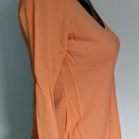 Еластична блуза с V образно деколте / оранжева блуза , снимка 3 - Корсети, бюстиета, топове - 26571805