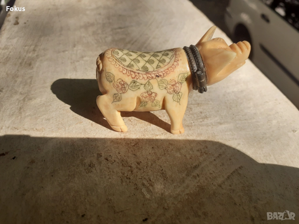 Стара кутийка за енфие прасенце слонова кост, снимка 1