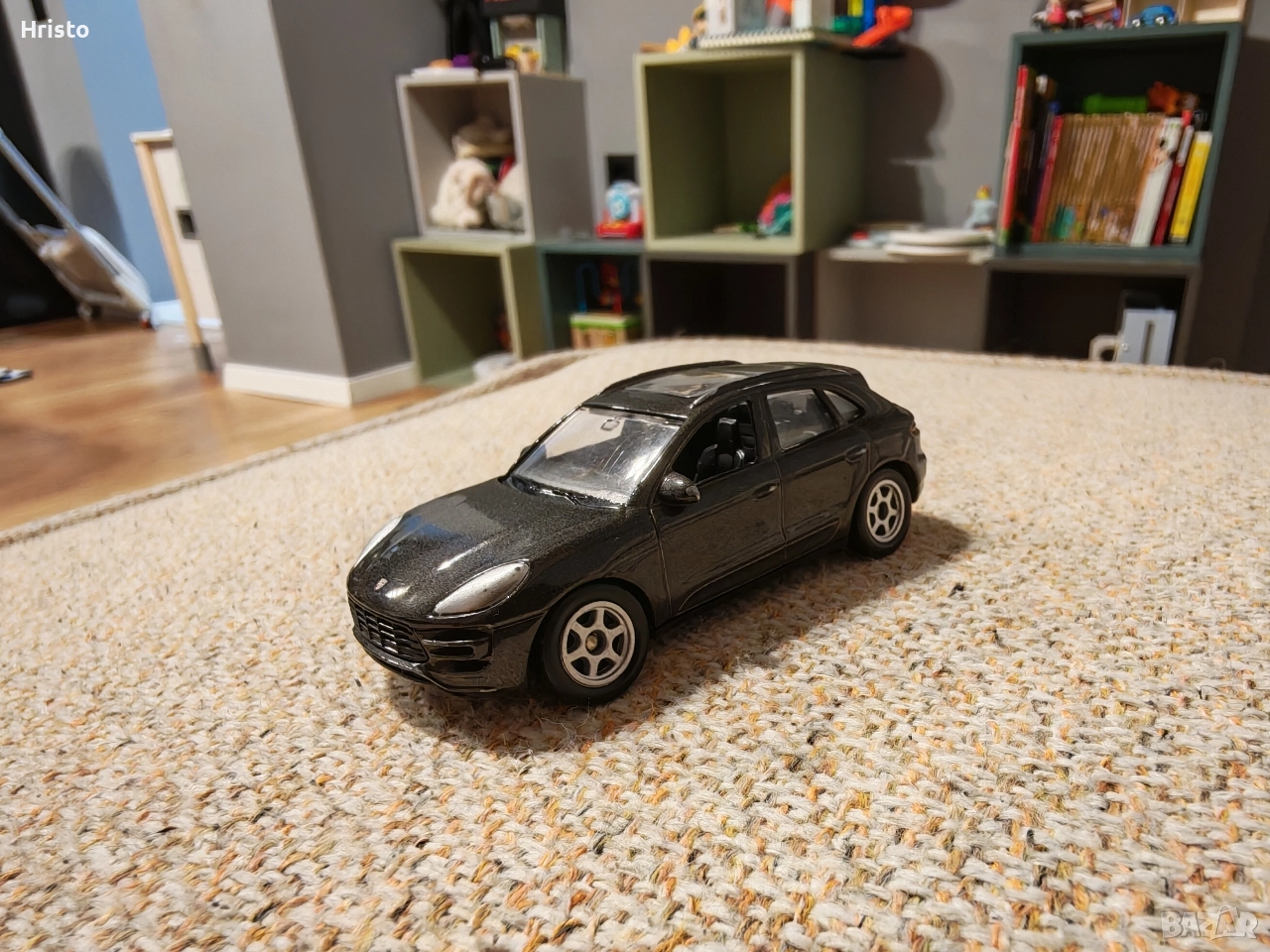 Porsche Macan Turbo, Черен welly, снимка 1