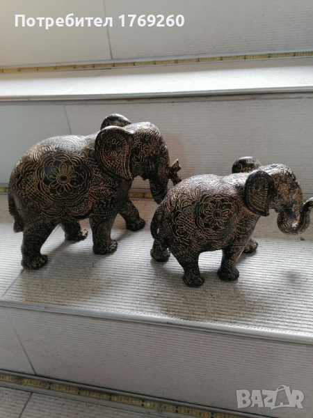 Продавам Слон в черно и златно! , снимка 1