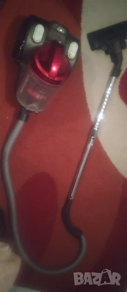 Прахосмукачка Daewoo 1000 w, снимка 1