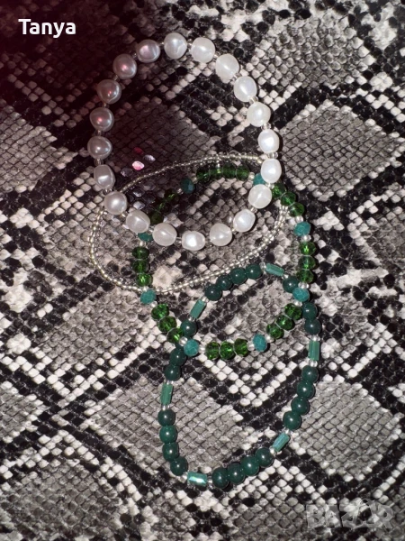 4 бр гривни RHEA by AVON, снимка 1