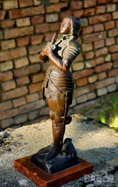 Бронзова Фигура на O.Ruffony Jeanne d'Arc 1900-1920г, снимка 1