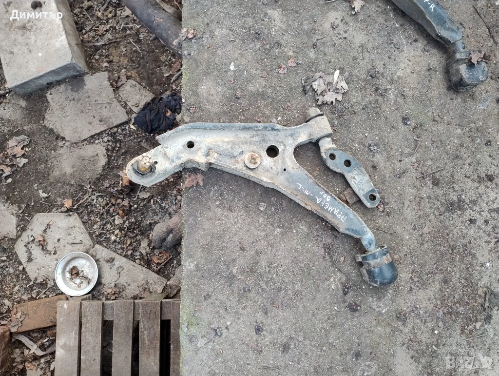 Носач Ляв За Нисан Примера 1.6 16В 1991г / Nissan Primera 1.6 16V 1991y, снимка 1