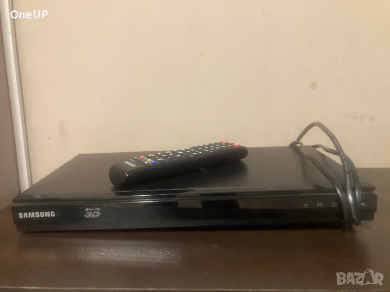 Samsung Blue Ray 3D и подарък, снимка 1