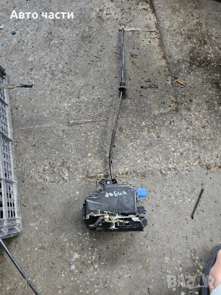 Ключалка за врата Skoda fabia позиция дясна , снимка 1