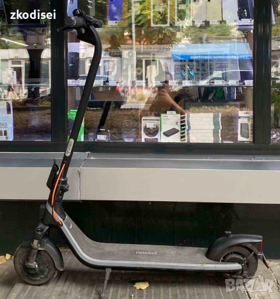 Електрическа тротинетка NINEBOT KICKSCOOTER E2, снимка 1