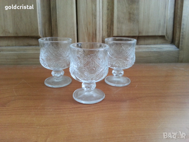 Стъклени чаши чашки гравирани, снимка 1