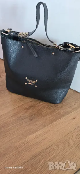 Guess чанта, черна, снимка 1
