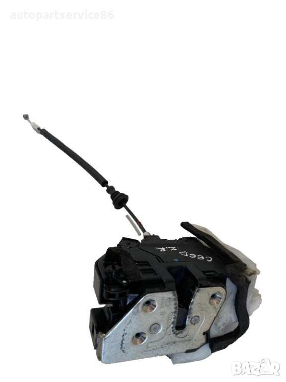 Механизъм на заключване за задна дясна врата за KIA Ceed 1.6 CRDi (2014) 81420-A2010, снимка 1