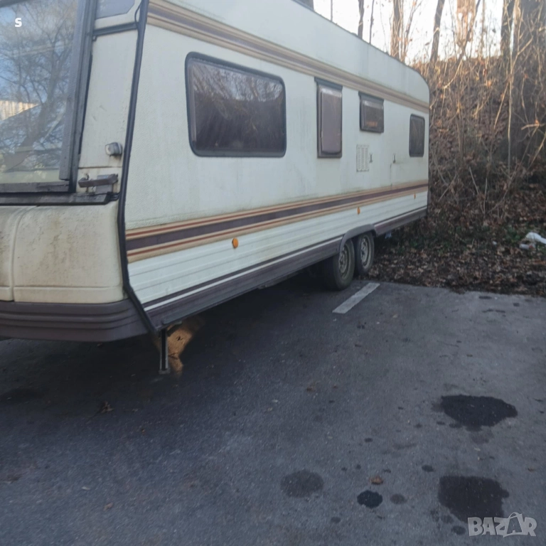 Каравана, снимка 1