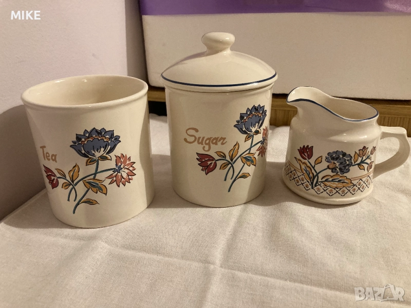 2 Порцеланови буркана и каничка, снимка 1