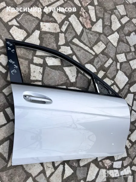 Врата предна дясна  за Мерцедес Ц-класа W204. 2011-2014г, снимка 1