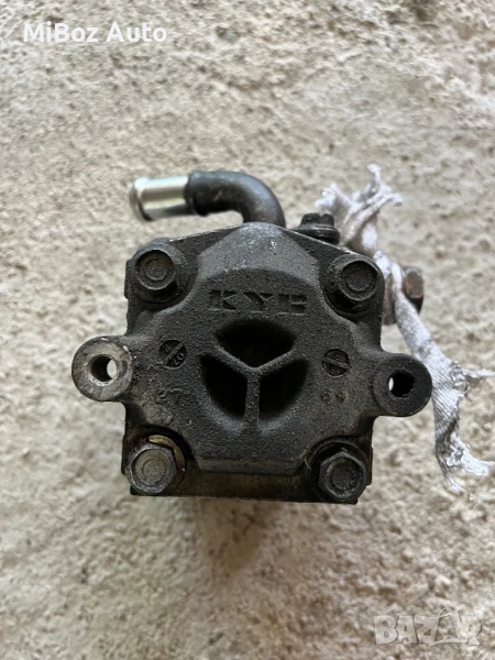 Хидравлична помпа Мицубиши Аутлендър 2 Mitsubishi Outlander (2006-2012), снимка 1