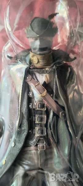 Статуетка Bloodborne Hunter 1/6 30 см,нова, снимка 1