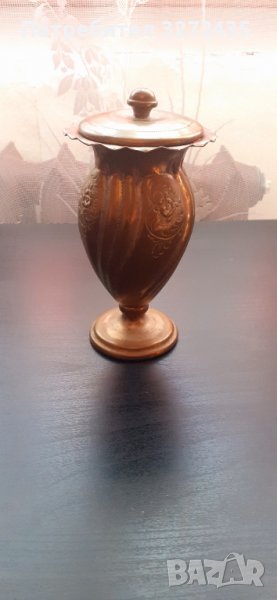 Старинна кутия/каничка с капаче, снимка 1