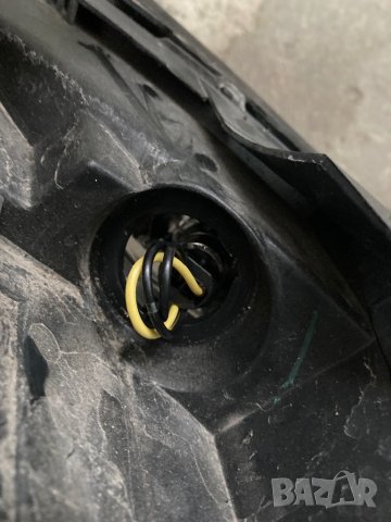 Десен фар w204 ц класа след 2007 със забележки, снимка 3 - Части - 43114492
