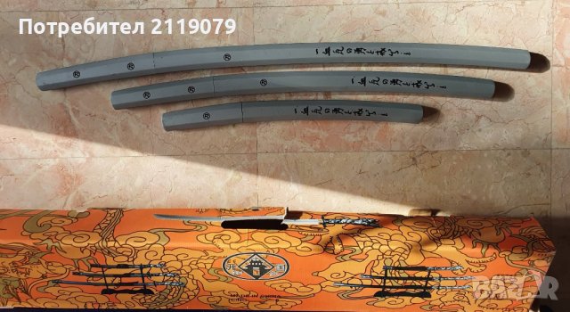 Комплект сувенирни саби със стойка, снимка 4 - Антикварни и старинни предмети - 38433137