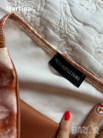 Рокля Pretty Little Thing, снимка 5 - Рокли - 47564953