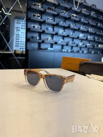 очила с черен обикновен калъф louis vuitton versace miu miu, снимка 6 - Слънчеви и диоптрични очила - 51095373