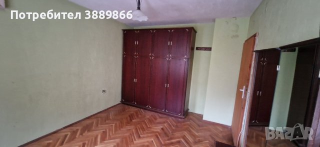 Продавам 4 стаен апартамент в Тетевен на 5 минути от центъра на града, снимка 11 - Апартаменти - 42893812