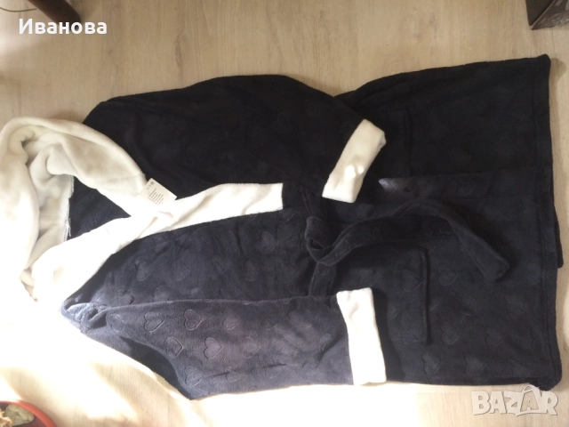 Нов пухкав халат с качулка., снимка 4 - Хавлии и халати - 52384774