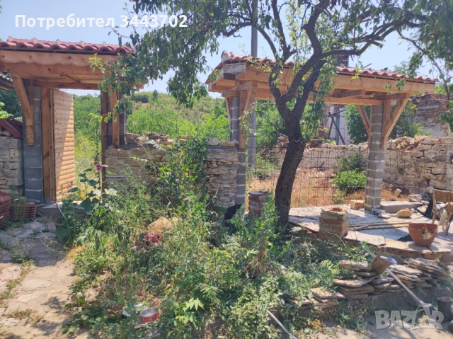 Продавам къща в Златна Ливада, снимка 4 - Къщи - 53215395
