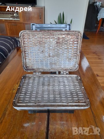 Стар Гофретник,тостер #2, снимка 2 - Антикварни и старинни предмети - 43156661