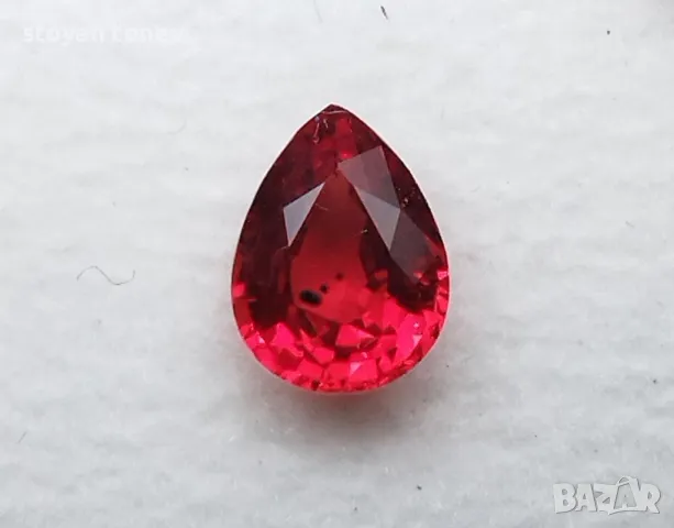 Рубин с VVS чистота в изискано червено - 0.82кт! Сертификат! , снимка 10 - Колиета, медальони, синджири - 47273128