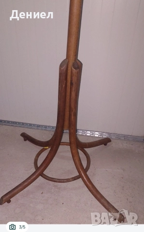 Уникална закачалка за дрехи - дървена!, снимка 2 - Етажерки - 51984320