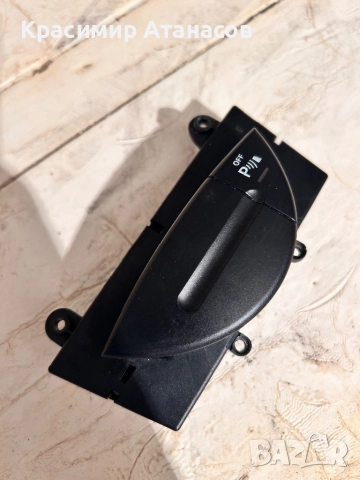 Бутон парктроник за Мерцедес CLS. W219. 2118216958, снимка 10 - Части - 48921744