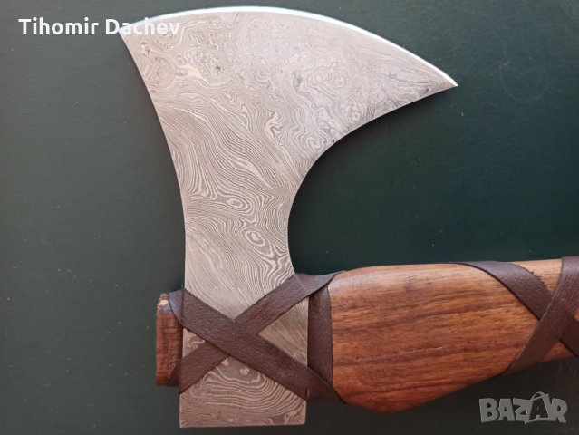 Брадва от дамаска стомана с кожена кания - ръчна изработка, снимка 3 - Ловно оръжие - 33251925