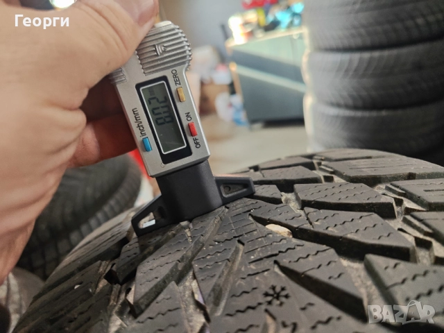 4бр.зимни гуми 235/55/18 Nokian, снимка 2 - Гуми и джанти - 52508647