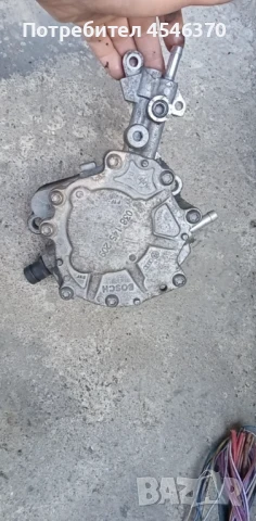 Вакум помпа  за Волксваген Голф 5 1.9 дизел 105к.с 2006г