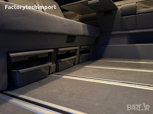 VW T5 Multivan *регистриран*, снимка 16 - Бусове и автобуси - 52789727